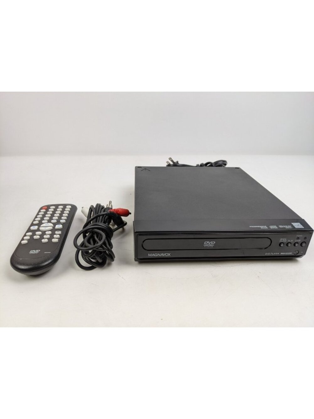 Magnavox MDV2100 DVD Player CD Player Tested Working w/ Box & Remote